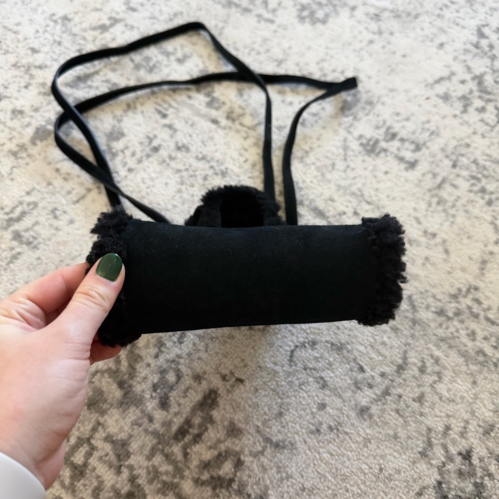 TELFAR X UGG Small Shopper Bag Suede Shearling Black - Picture 3 of 8
